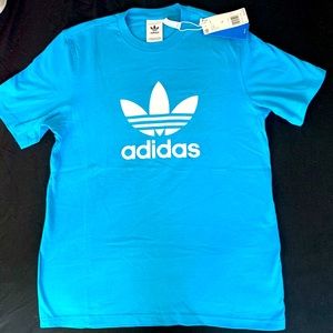 Adidas tee
